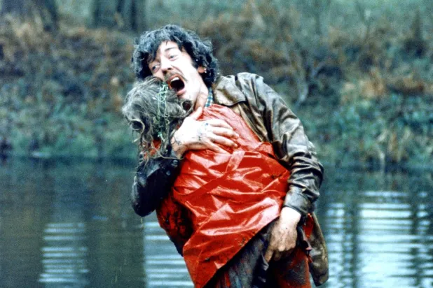 Britanya yapımı gerilim Karanlığın Gölgesi, Daphne du Maurier'in 1971 tarihli kısa öyküsünden uyarlandı (British Lion Films)