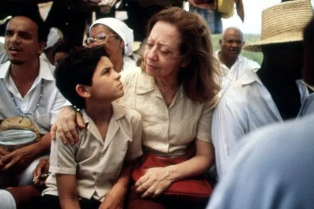 أحد مشاهد فيلم «المحطة المركزية» البرازيلي  (الشرق الأوسط)