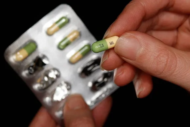 مضادات الاكتئاب ترتبط عموماً بزيادة الوزن (رويترز)