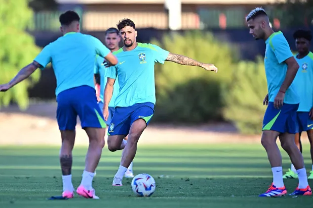 جانب من تدريبات المنتخب البرازيلي (أ.ف.ب)