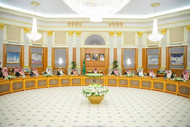 الأمير محمد بن سلمان مترئساً جلسة مجلس الوزراء في جدة (واس)