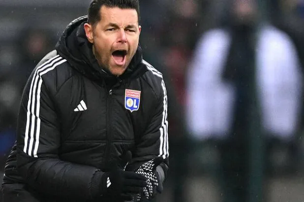 المدرب بيار ساغ (رويترز)