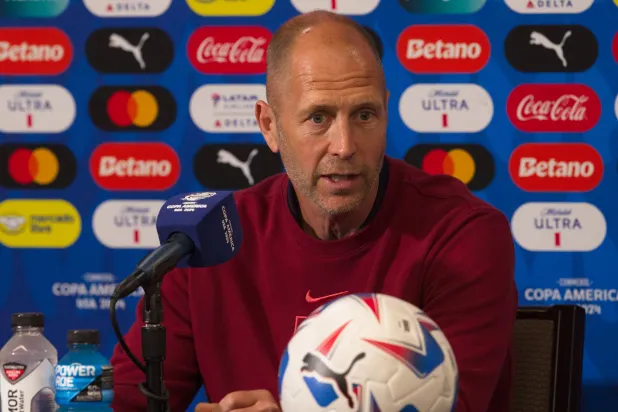 برهالتر مدرب منتخب أميركا (د.ب.أ)