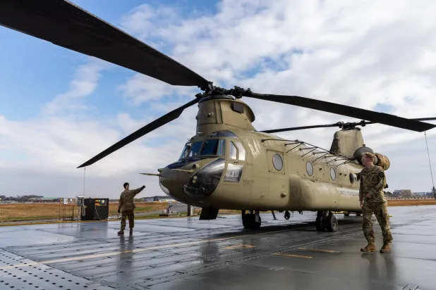 مروحية شينوك تتبع الجيش الأميركي (صفحة الجيش الأميركي على «فيسبوك»)