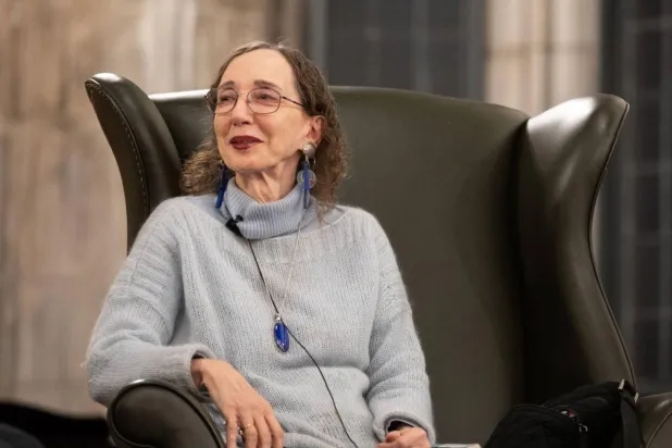 جامعات النخبة تفتح أبوابها أمام الثورة الرقمية