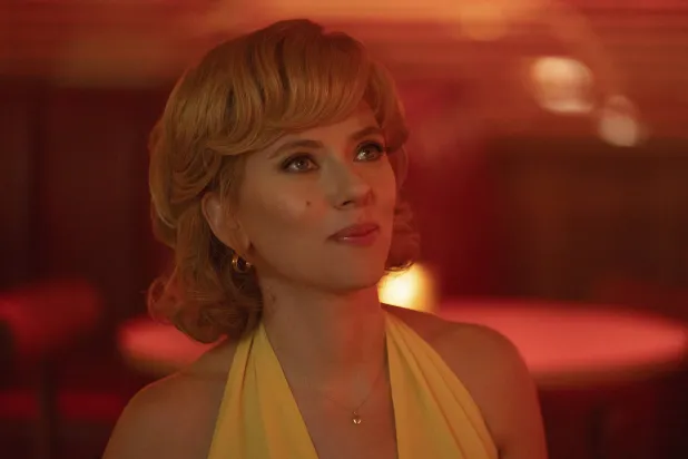 مشهد لسكارليت جوهانسون في الفيلم (أ.ب)