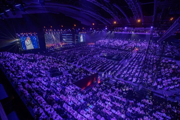 «مسرح محمد عبده أرينا» امتلأ بمحبّي الفنّ الجميل (روتانا)