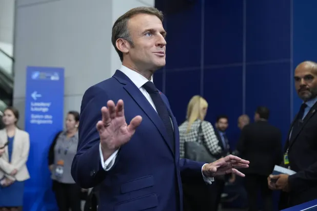 الرئيس الفرنسي إيمانويل ماكرون (أ.ب)
