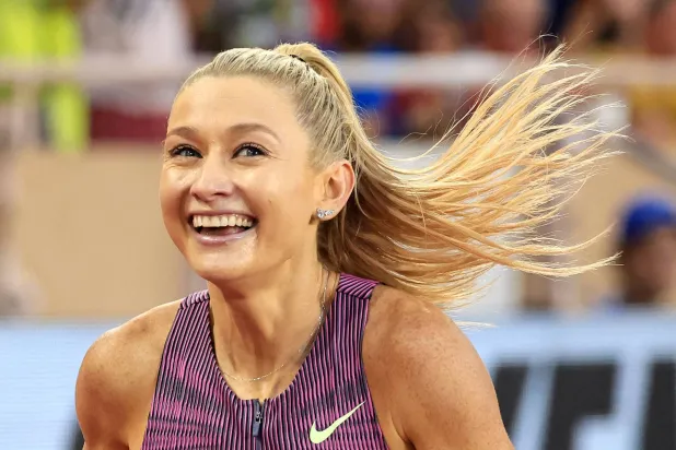 جيسيكا هال (أ.ف.ب)