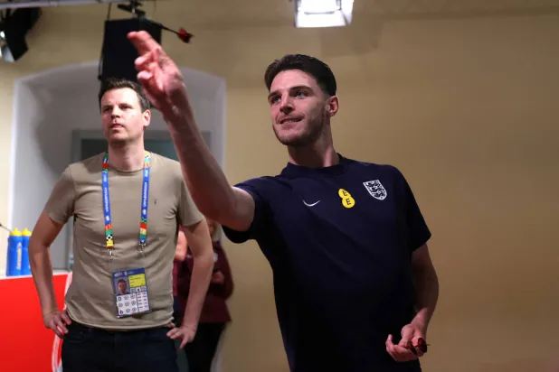 ديكلان رايس لاعب منتخب إنجلترا (رويترز)