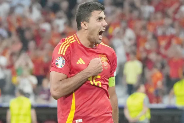 رودري لاعب إسبانيا ومانشستر سيتي (أ.ب)