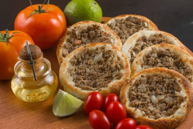 تجربة المطبخين المصري والسوري كانت نموذجاً للاندماج وليس لطمس الهوية (أدوبي ستوك)