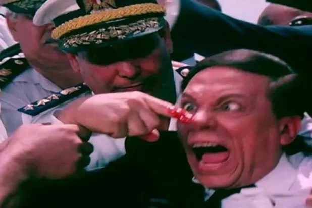 متابعون شبّهوا إصبع «محروس» بأُذن ترمب (الشركة المنتجة للفيلم)