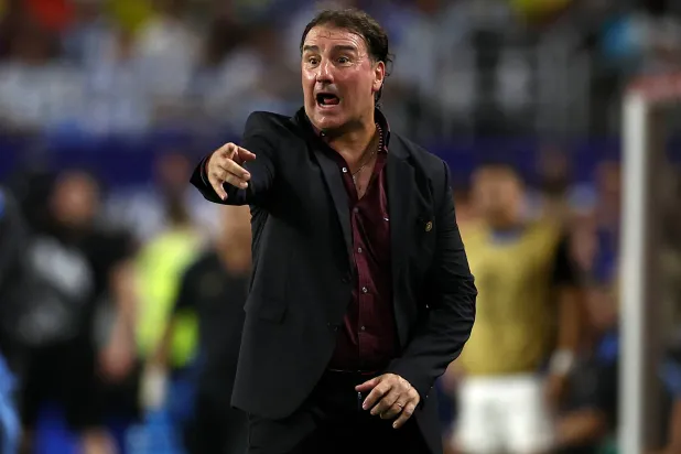 نيستور لورينزو (رويترز)