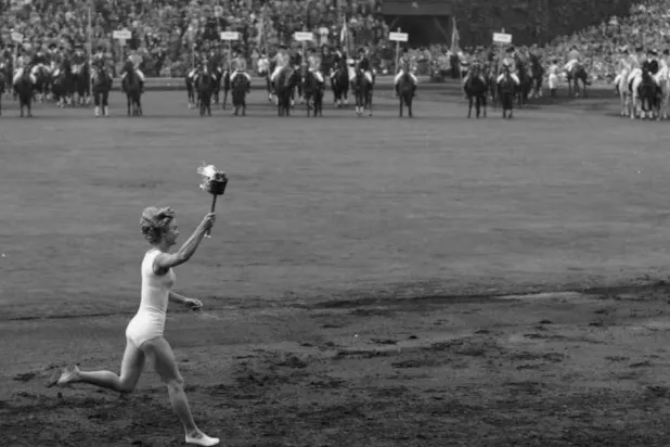 أولمبياد ملبورن كان مشحوناً بين المجريين والسوفيات (الأولمبية الدولية)