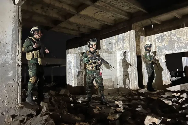 عناصر من «الحشد الشعبي» في العراق خلال عملية تمشيط (أرشيفية - الحشد الشعبي عبر «تلغرام»)