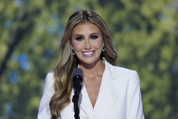 ألينا حبة تتحدث في الليلة الأخيرة من المؤتمر الوطني للحزب الجمهوري (أ.ب)