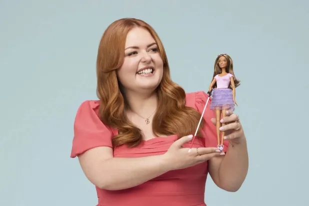 «ماتيل» تطرح «باربي مكفوفة» بهدف تمكين الأطفال المكفوفين بالمجتمع (ماتيل)