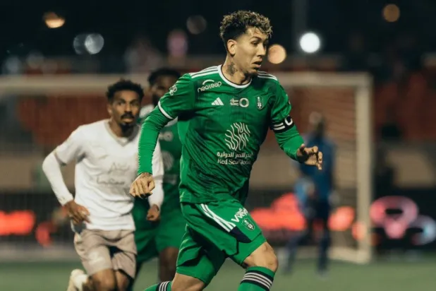 روبيرتو فيرمينو (النادي الأهلي)