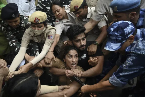 تم اتهام سينغ الذي كان نائبا بالبرلمان بالتحرش الجنسي بست مصارعات خلال ولايته (أ.ف.ب)