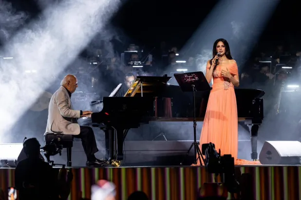 «ليلة الأحلام» جمعت عمر خيرت وآمال ماهر في جدة (بنش مارك)