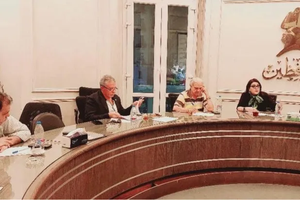 الحركة المدنية خلال اجتماعها الشهر الماضي لبحث المشاركة في الانتخابات البرلمانية (صفحة الحركة المدنية على «فيسبوك»)