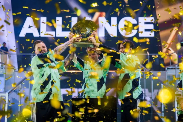 الفريق «كي بي إل دريم تيم» تُوّج بلقب بطولة «أونر أوف كينغز» (الاتحاد السعودي للرياضات الإلكترونية)