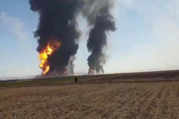 صورة أرشيفية من حريق سابق على الحدود الإيرانية الأفغانية (رويترز)