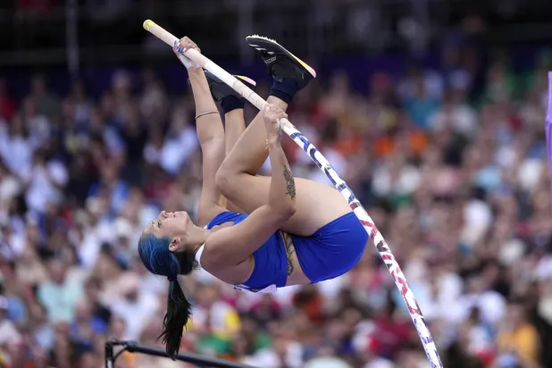 اليونانية إيليني كلوديا بولاك (أ.ب)