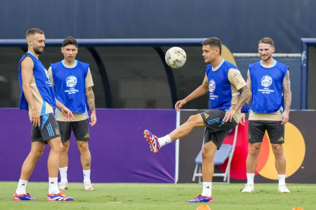 فالنتين كاربوني (أ.ب)