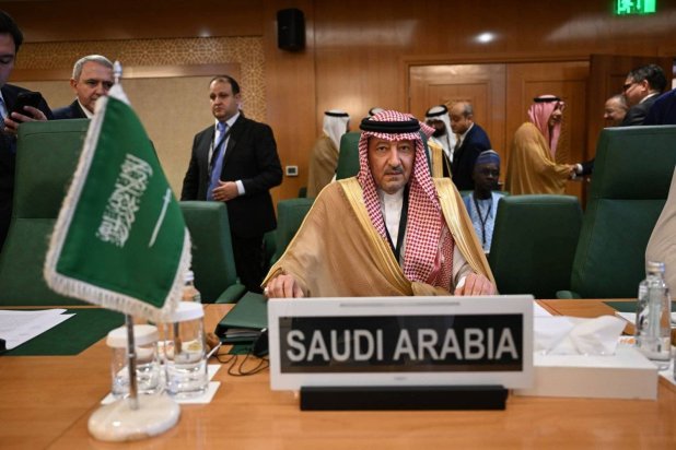  Saudi deputy foreign minister during an extraordinary meeting of members of the Organization of Islamic Cooperation (OIC) (AAWSAT)
