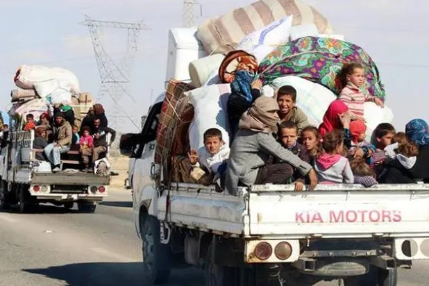 نزوح عشرات المدنيين من البلدات التي تعرضت للهجوم باتجاه البادية السورية  (المرصد السوري لحقوق الإنسان)