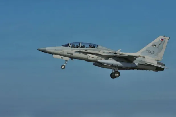 طائرة تتبع سلاح الجو في الفلبين خلال تدريبات في أستراليا (صفحة سلاح الجو على «فيسبوك»)