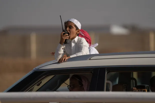 عبد الله السعيد خلال منافسات الهجن (الشرق الأوسط)