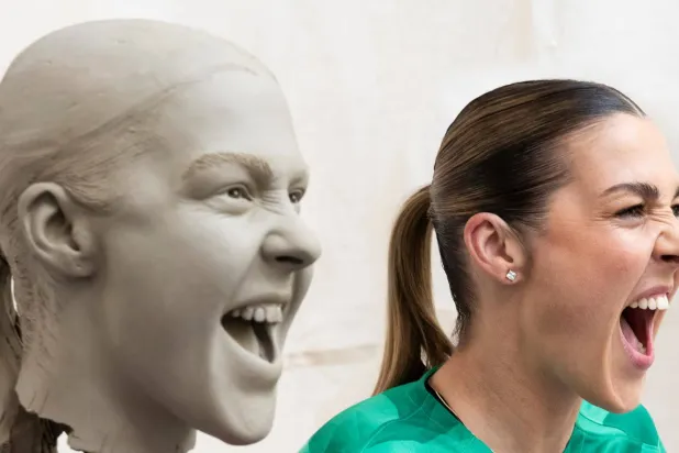 تُلهم النساء التحليق (حساب ماري إيربس في إنستغرام)