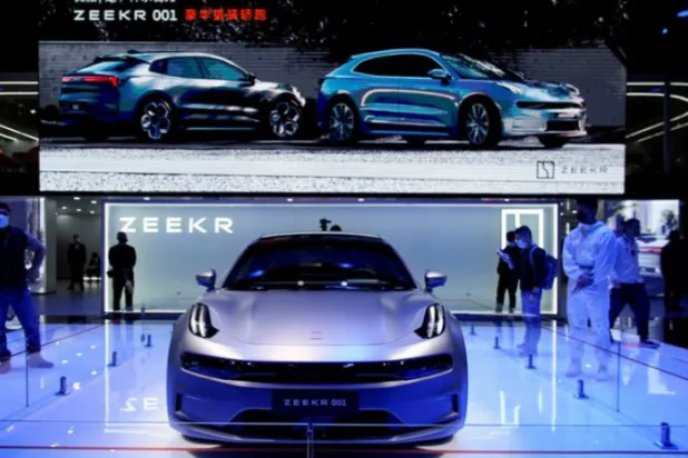 سيارة تابعة لشركة «زيكر» (رويترز)