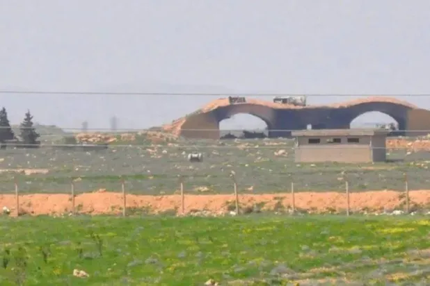 مطار الشعيرات العسكري وسط سوريا (أرشيفية)