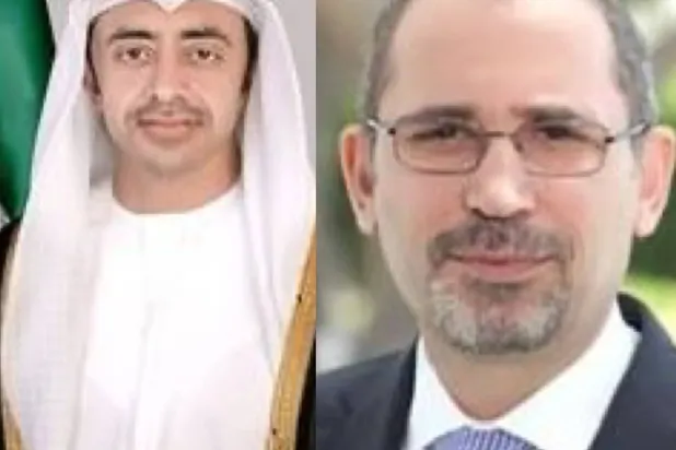 الشيخ عبد الله بن زايد آل نهيان نائب رئيس الوزراء في الإمارات ووزير الخارجية مع أيمن الصفدي نائب رئيس الوزراء ووزير الخارجية وشؤون المغتربين الأردني (الشرق الأوسط)
