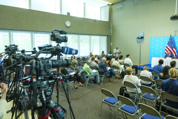 ABD'nin Sudan elçisi tarafından 12 Ağustos'ta Cenevre'deki ABD Misyonu'nda düzenlenen basın toplantısından (AFP)