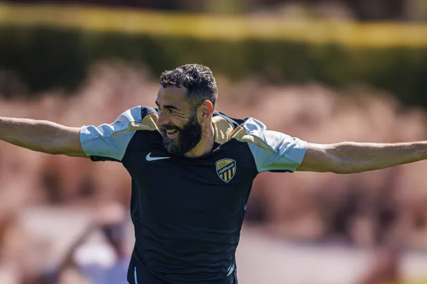 كريم بنزيمة قائد فريق الاتحاد (نادي الاتحاد)