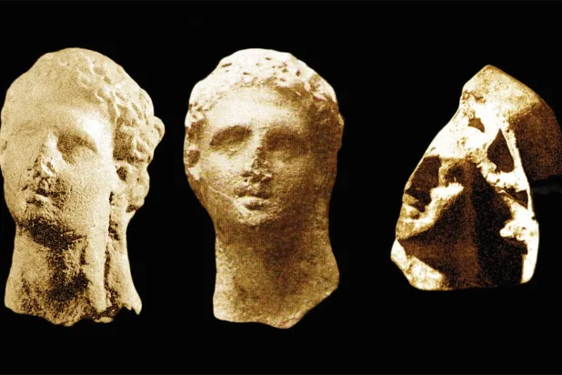 مجسمان من محفوظات متحف الكويت الوطني مصدهما جزيرة فيلكا