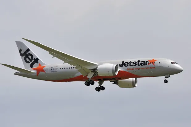 طائرة تابعة لشركة «جيت ستار» تصل إلى مطار ملبورن الأسترالي (أ.ب)