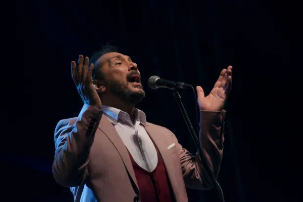 الفنان المصري علي الحجار اعتذر إلى جمهوره عن عدم إذاعة حفله (صفحته في «فيسبوك»)