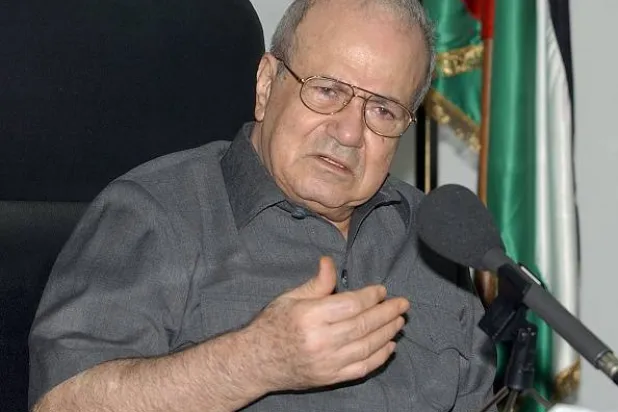 الراحل فاروق القدومي (غيتي)