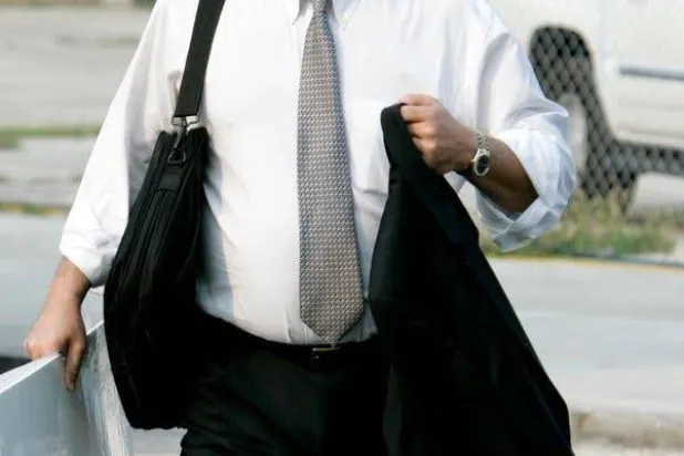 طلب القاضي أنتوني جيه. ناتالي 72 عاماً ترك القضية للتقاعد الشهر المقبل واصفاً نفسه بأنه «متعب ومنهك» (أ.ب)