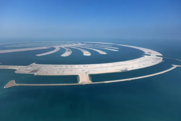 مشروع «نخلة جبل علي» في مدينة دبي الإماراتية (الشرق الأوسط)