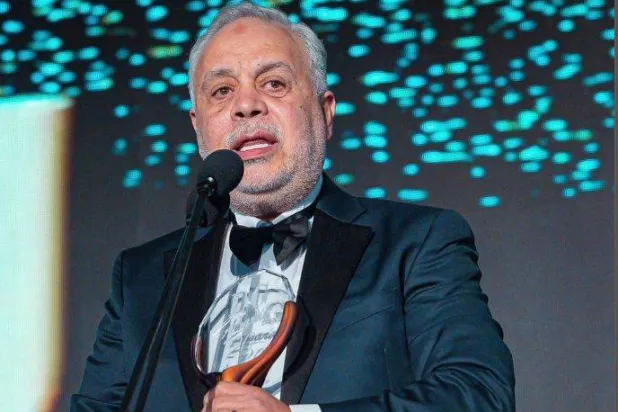 الفنان أشرف زكي نقيب الممثلين المصريين (إنستغرام)