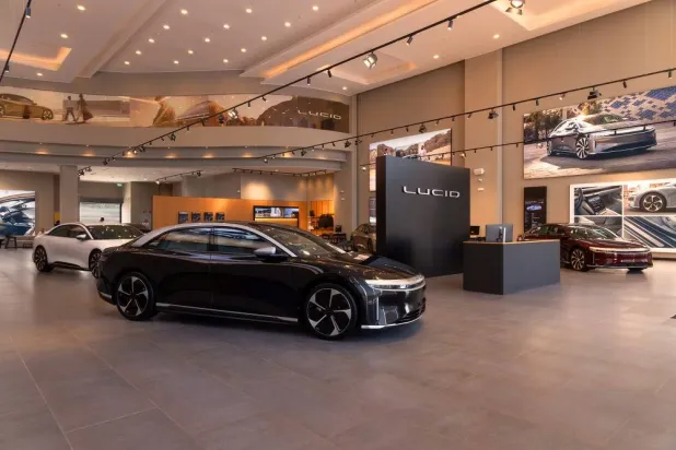 استوديو «لوسيد» في مدينة جدة غرب السعودية (الشرق الأوسط)