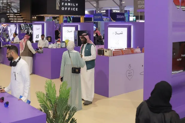 جناح شركة «تمارا» التي توفر خدمة «اشترِ الآن وادفع لاحقاً» في السعودية والخليج بمعرض «ليب24» بالرياض (إكس)