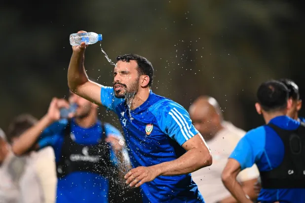 تحل الإمارات ضيفة على قطر في 5 سبتمبر المقبل (المنتخب الإماراتي)